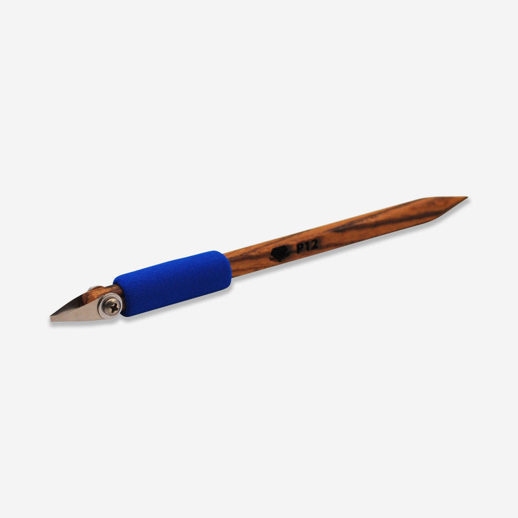 P12 is designed for creating shallow, fine, sgraffito lines. Carves bone dry or leather-hard clay and has an adjustable angle
