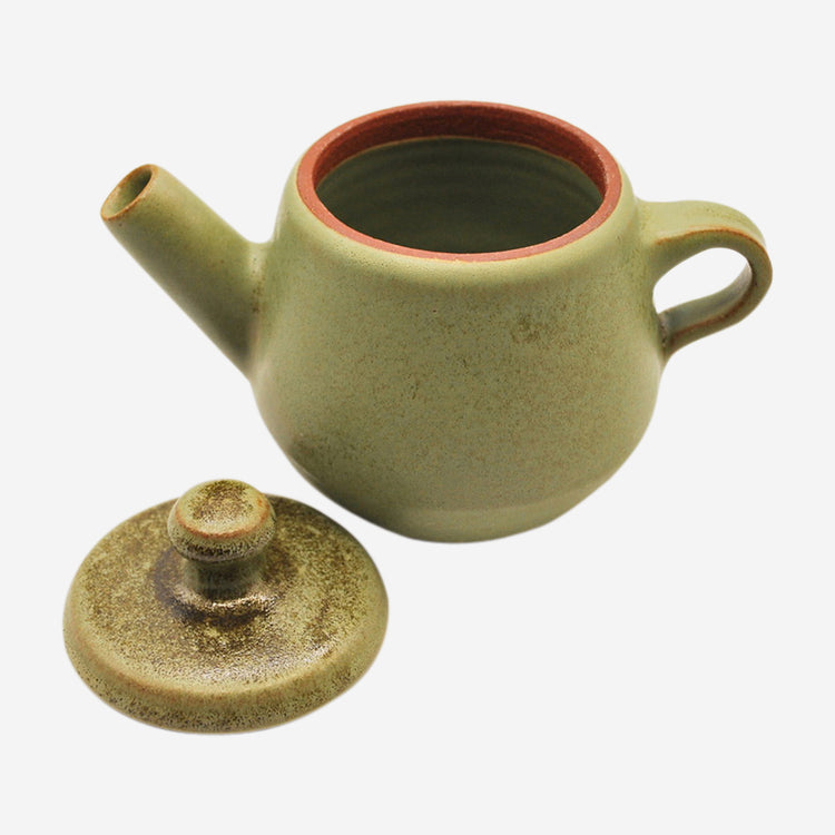 Teapot by Robbie Torres