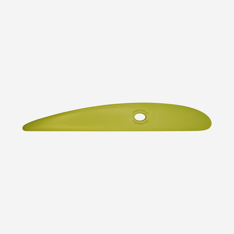 Long and lean, the Large Platter Rib is designed to give good compression when you are making plates and platters enabling you to properly compress the clay and avoid those cracks that sometimes develop (ie:the dreaded 's' cracks!). They are made with a stiff polymer, but still offer some flexibility.