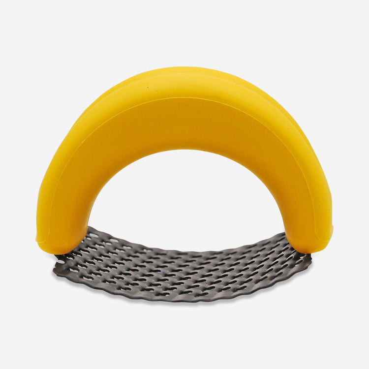 The Small Shredder, made by Mudtools, is an indispensable tool for shaping and carving leather hard clay.
