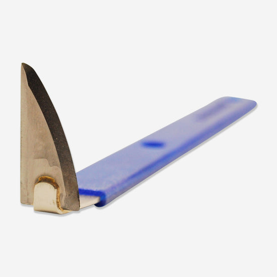 The #6 Tungsten carbide tool has a shark fin head for trimming and is best used for right handers.