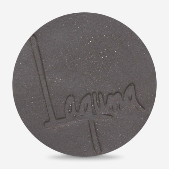 WC391 is a mid range, cone 5/6 brown/black clay.